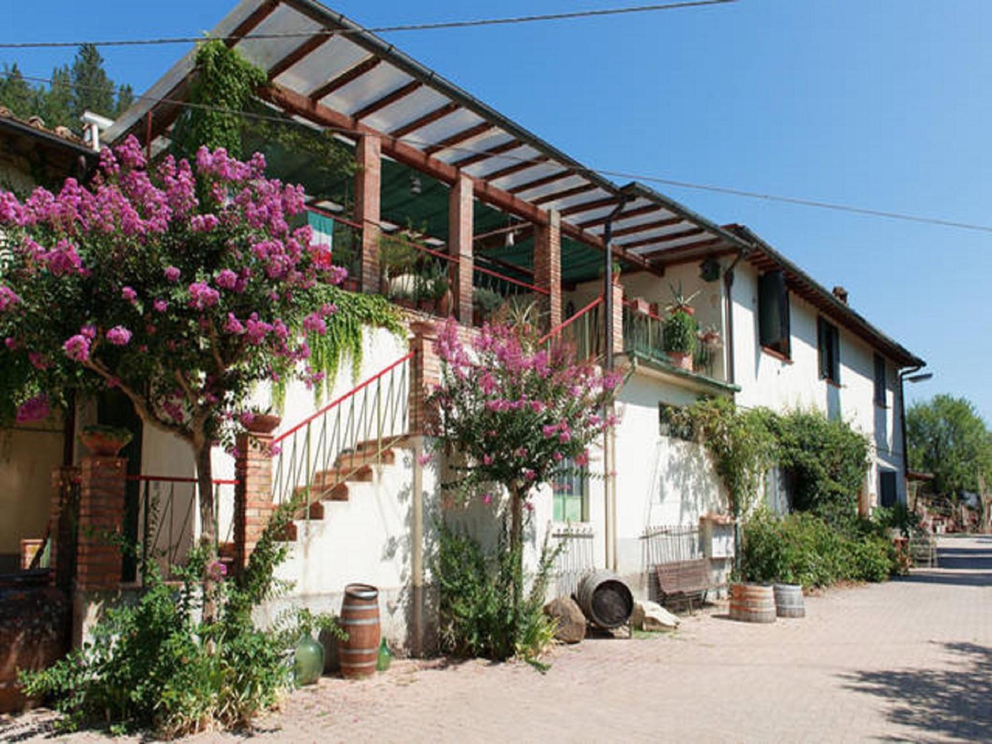 Agriturismo Lucciano Сан-Кашіано-ін-Валь-ді-Пеза Екстер'єр фото